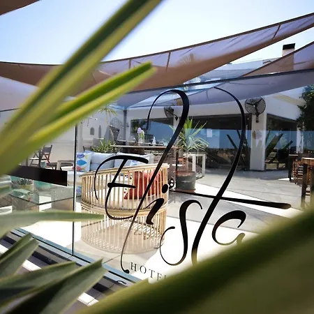 Elista & 3* גולטורקבוקו