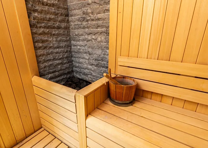 Szálloda Elista & 3*