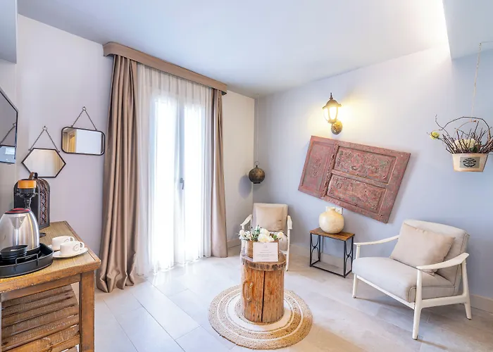 Elista & 3* Türkbükü